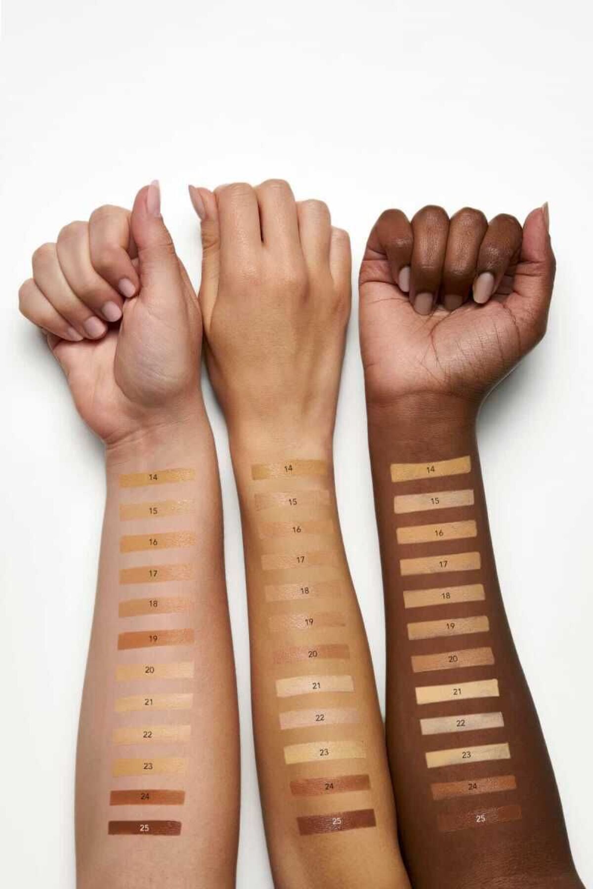GOLDEN ROSE  TOTAL COVER 2&1 FOUND.CONCEALER 18-