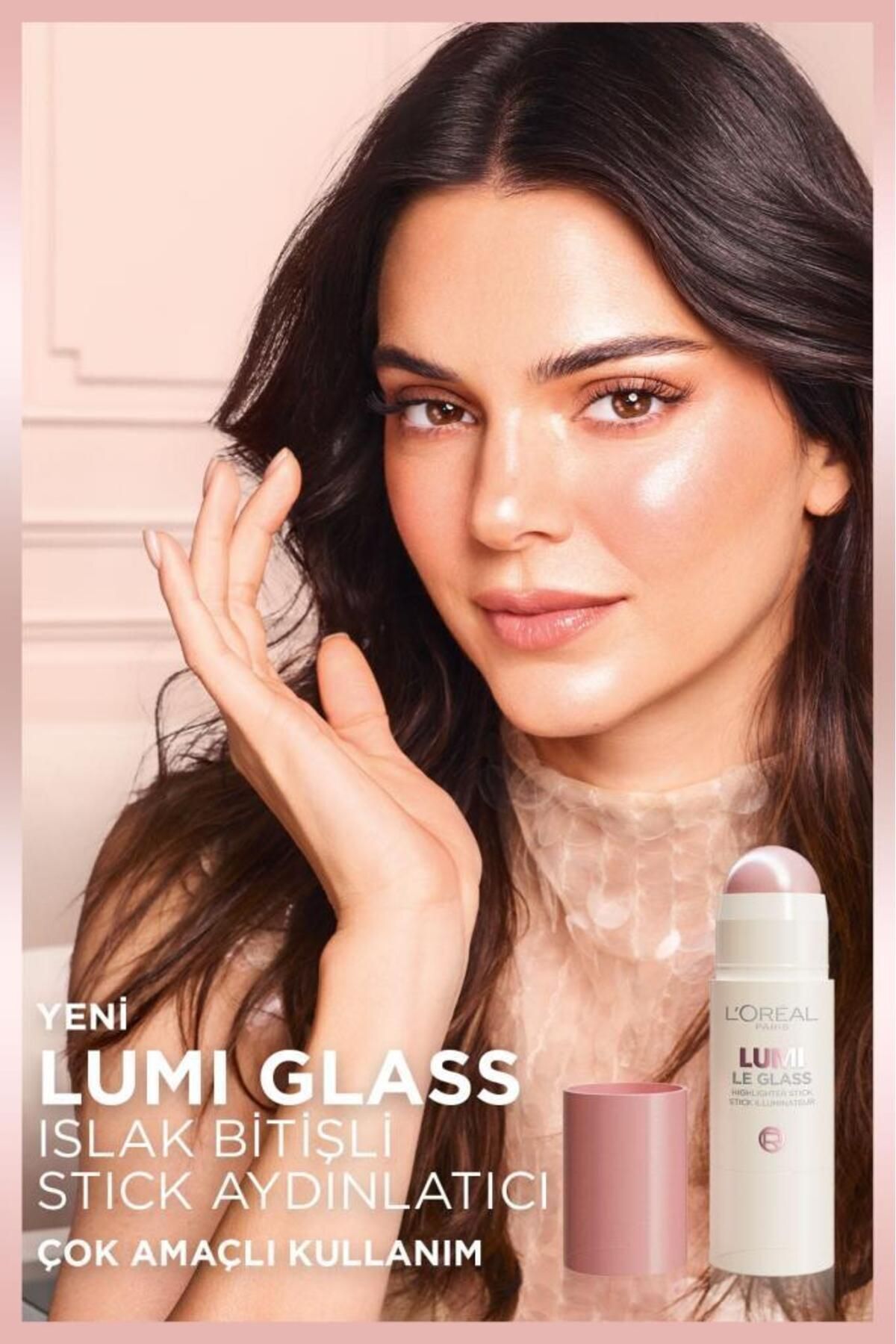 L'Oreal Paris L'Oréal Paris Lumi Glass Islak Bitişli Stick Aydınlatıcı - 610 Glassy Pearl Eclat-