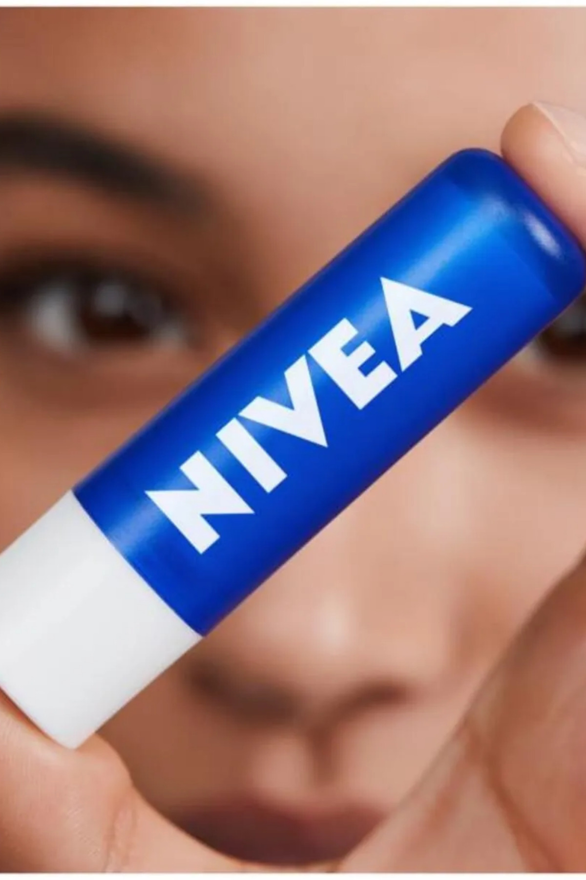 NİVEA DUDAK KREMİ KURU VE ÇATLAMIŞ 4,8 GR-